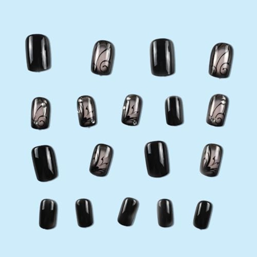 ショートスクエアプレスオンネイル ヌードベース ブラックレー - Full Cover Adhesive のレビューと価格